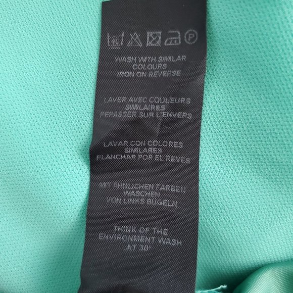 Asos High Rise Soft Tailored Bermuda Shorts, US 6 - Picture 8 of 8